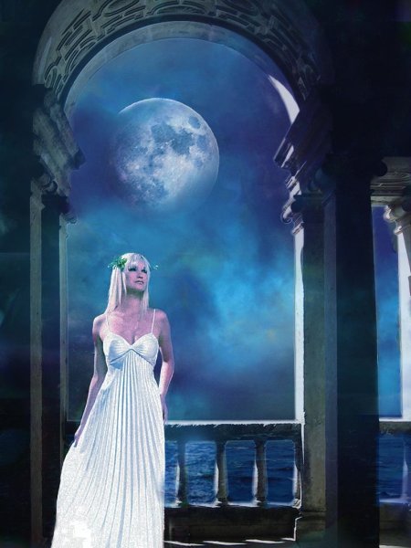 Греческая богиня Селена