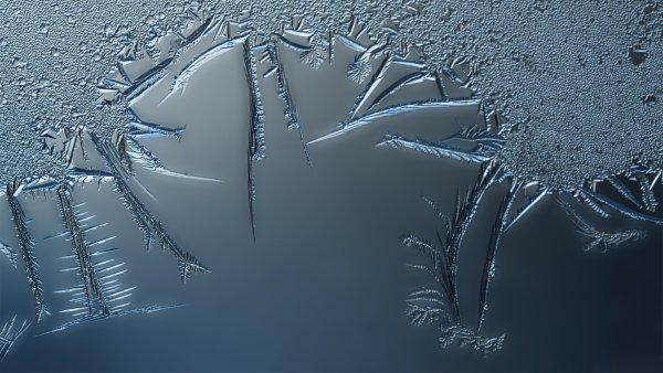 Узоры на замерзшем стекле