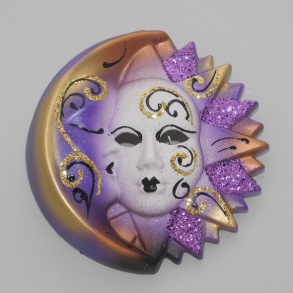 Маски овальные красивые