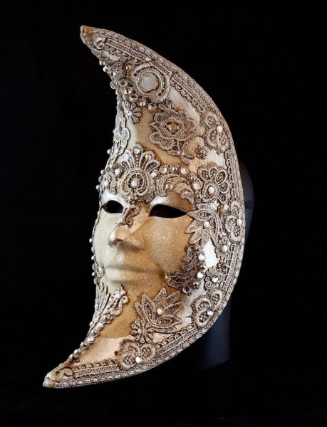 Маска венецианская