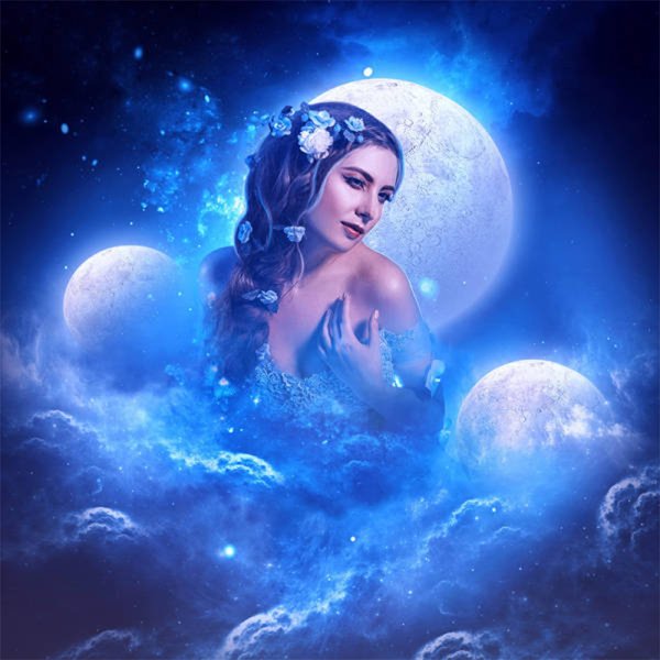 Красивая Луна и девушка