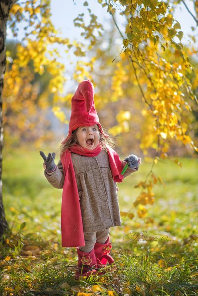 Фотосессия в лесу осенью с ребенком