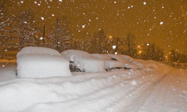 Много снега