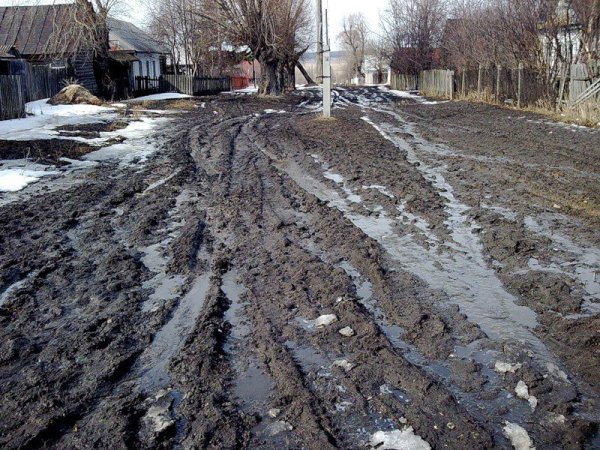 Грязь весной