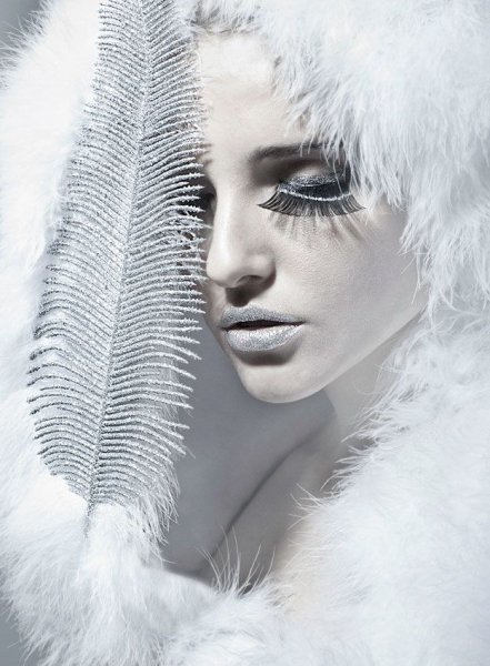 Белые ресницы