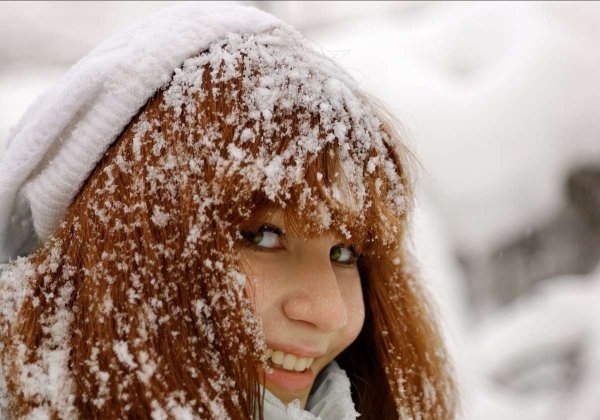Снег на волосах