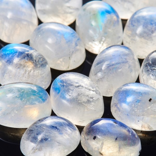 Лунный Адуляр