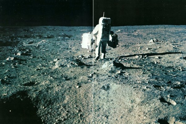 Лунный грунт Аполлон 11