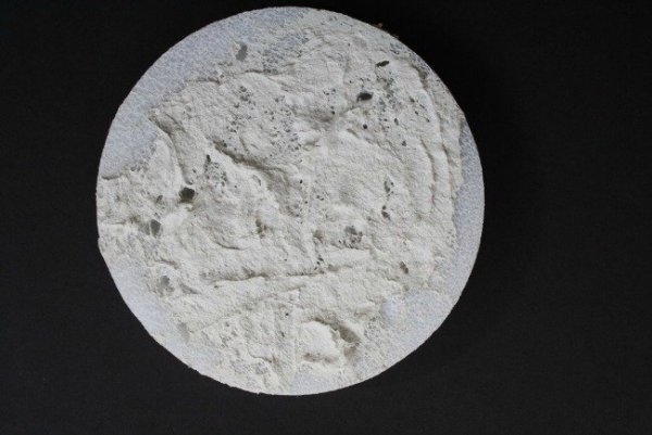 Макет лунной поверхности