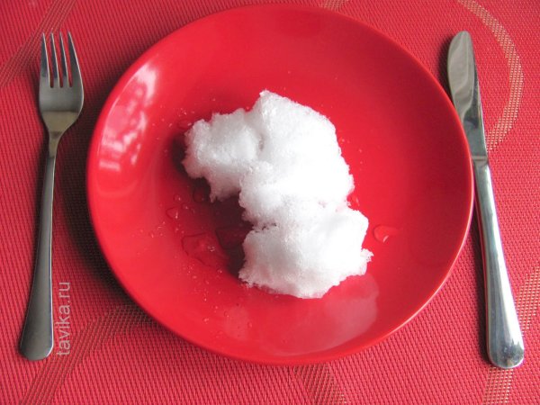 Снег на тарелочке