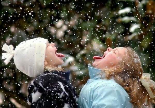 Счастливые снег