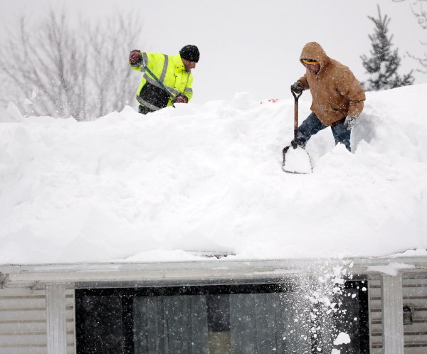 Уборка снега