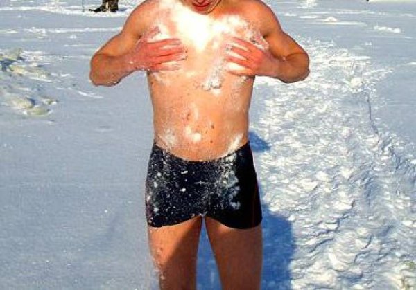 Обтирание снегом