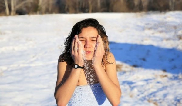 Растирание снегом