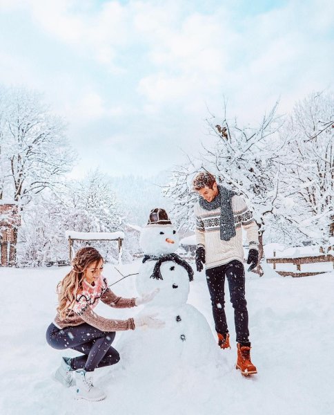 Фотосессия со снеговиком