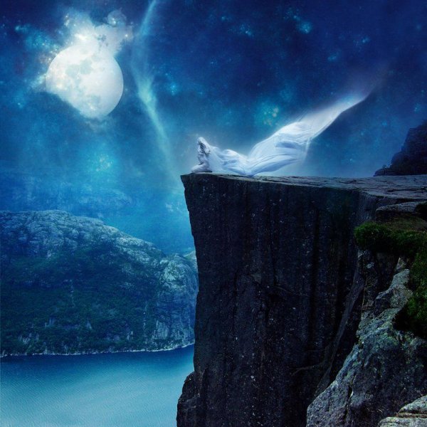 Ночь на скале