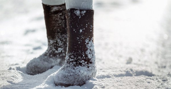 Ноги в валенках