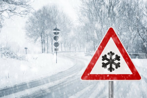 Дорожный знак Снежинка