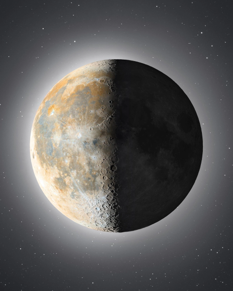 Четкий снимок Луны