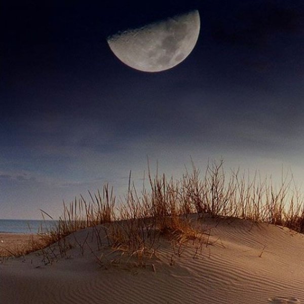 Лунный пейзаж