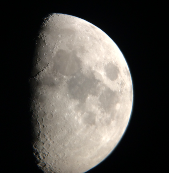 Луна в окуляр