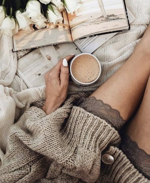 Уютная девушка