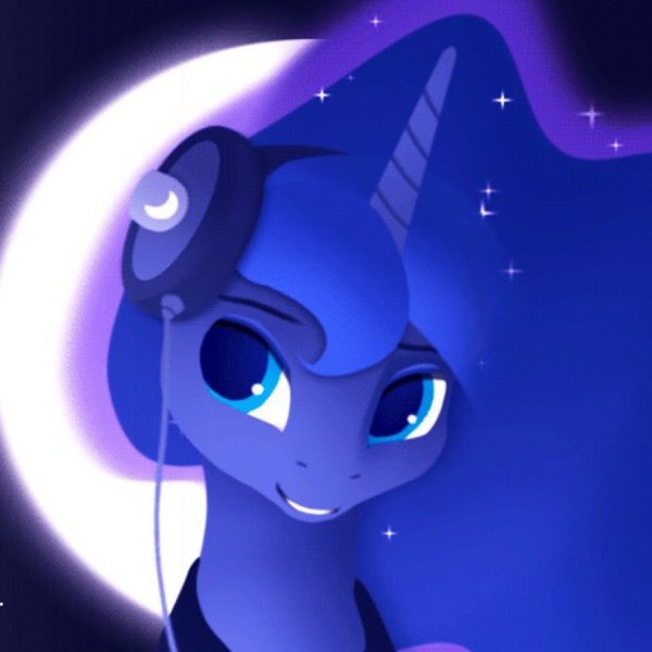 МЛП Луна геймер