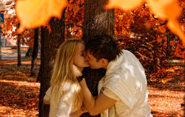 Осенний поцелуй нежный