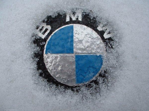BMW значок новый