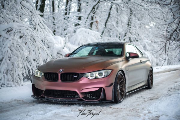 BMW m4 f82 Snow