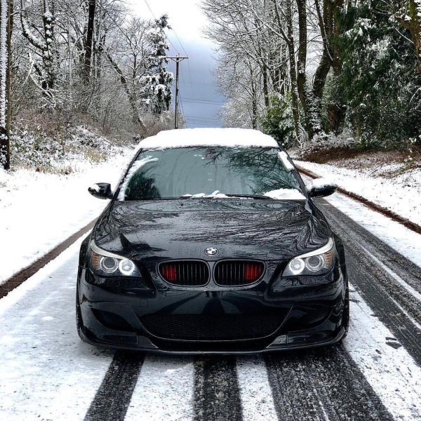 BMW m5 e60 Black