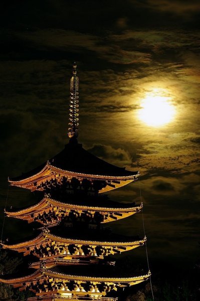 Лунная ночь Япония