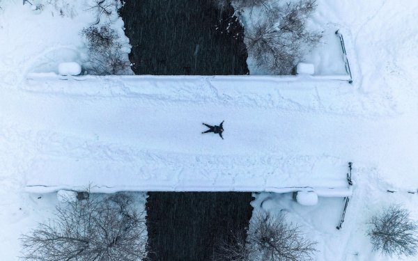 Зимнее поле вид сверху