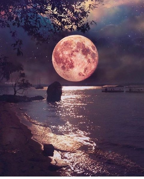 Красивая Луна