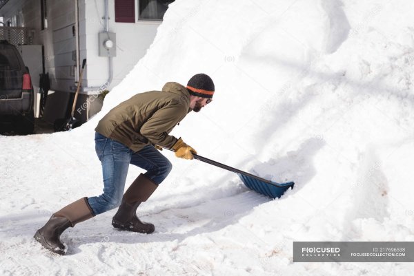 Чистить снег толкалка