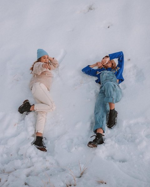 Фотосессия с друзьями зимой