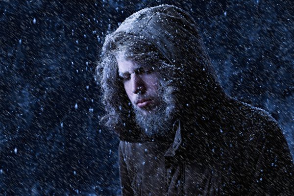 Мужчина в метель