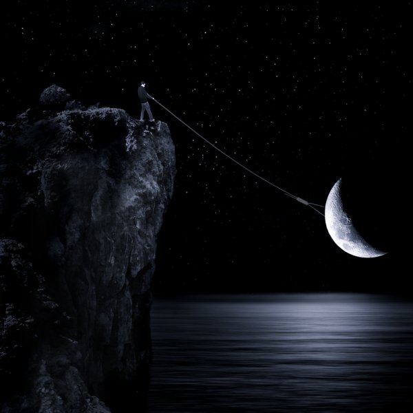 Изображение Луны в полночь