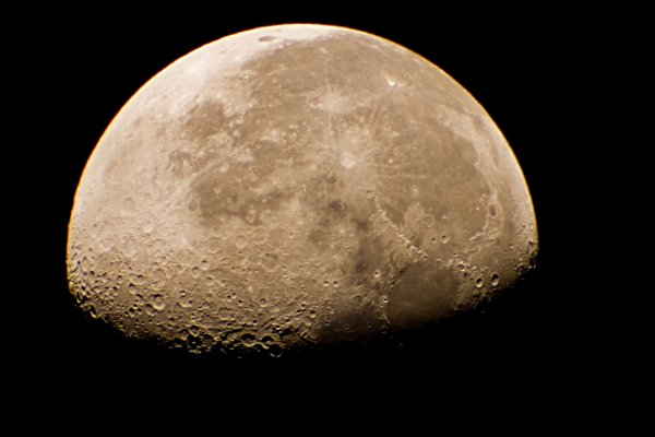 Луна в высоком разрешении