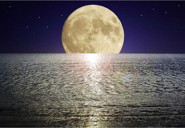 Заходящая Луна