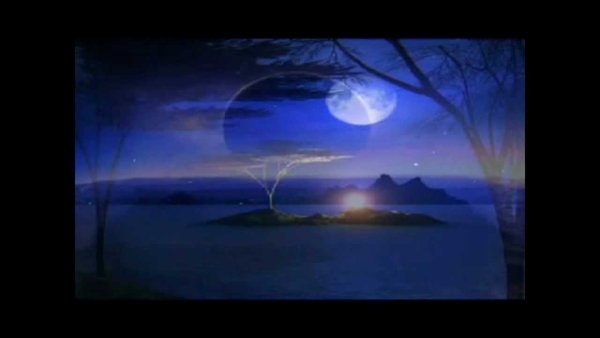 Пьяная Луна раздела тучи