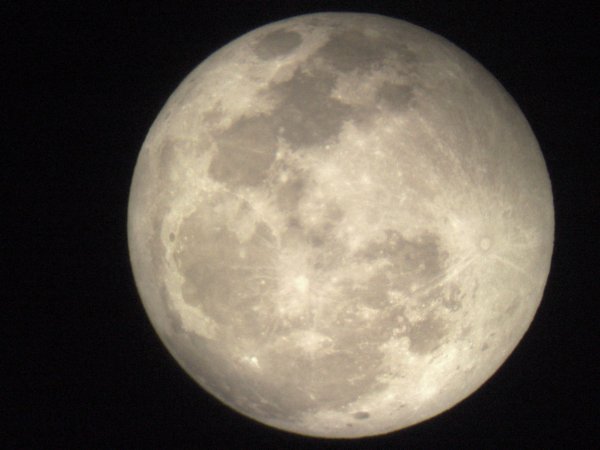 Фотографии Луны