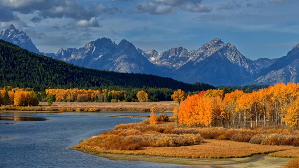 Природа горы озеро лес осень