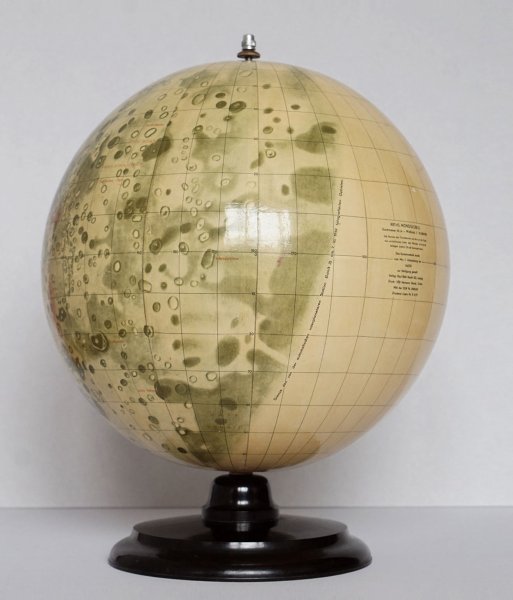 Глобус Луны