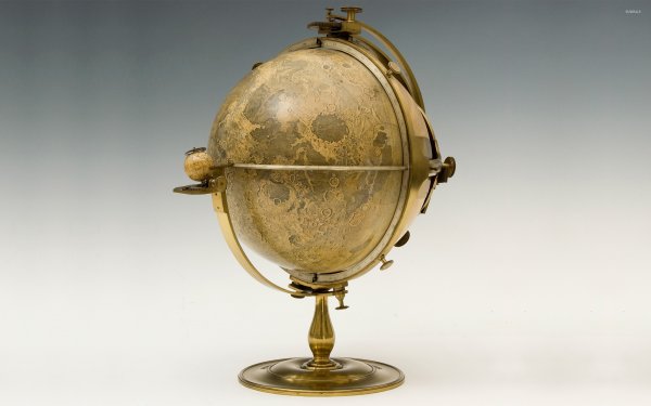 Вращающийся Глобус