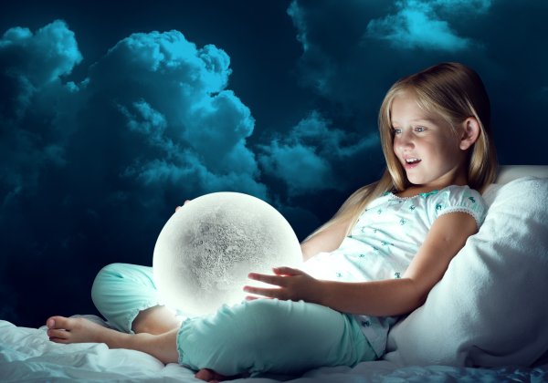 Ребенок мечтает