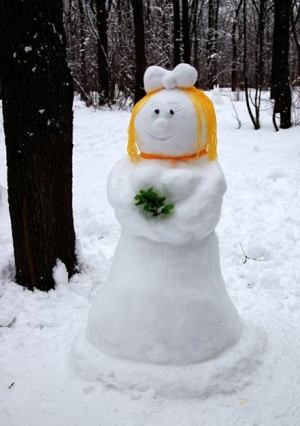 Снеговики и снежные бабы на любой вкус (34 фото) | Снеговик, Смешные фото, Снег