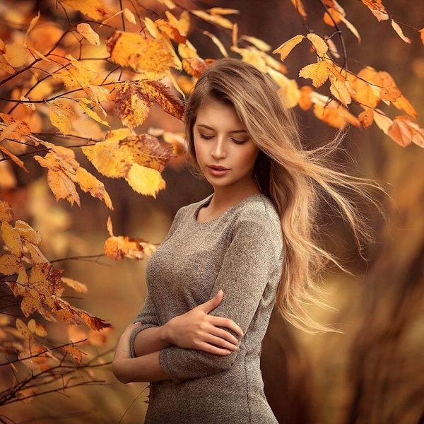 Девушка осень