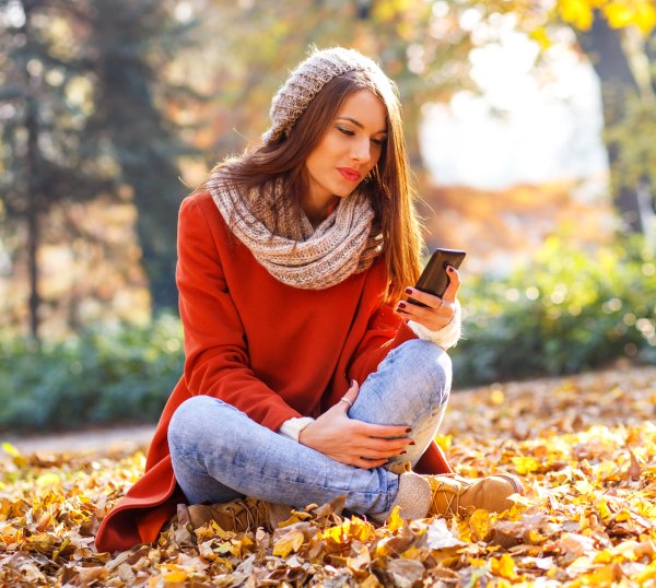 Девушка осенью