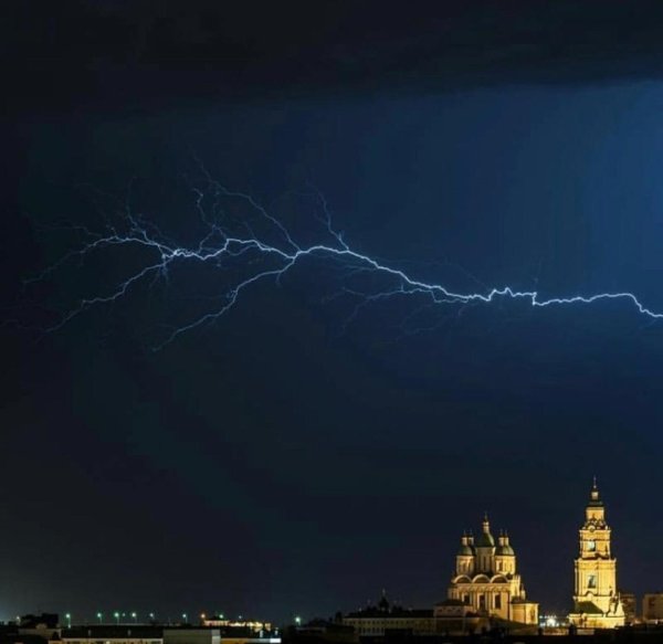 Молния в Церковь